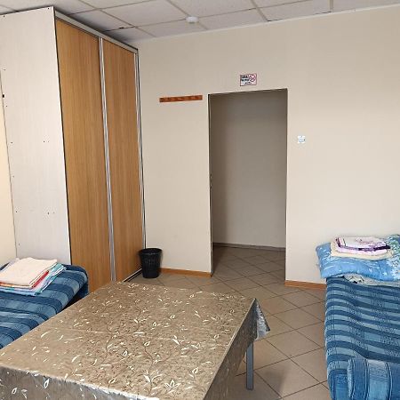 Hostel Welinek Gratis Parking Stęszew 外观 照片